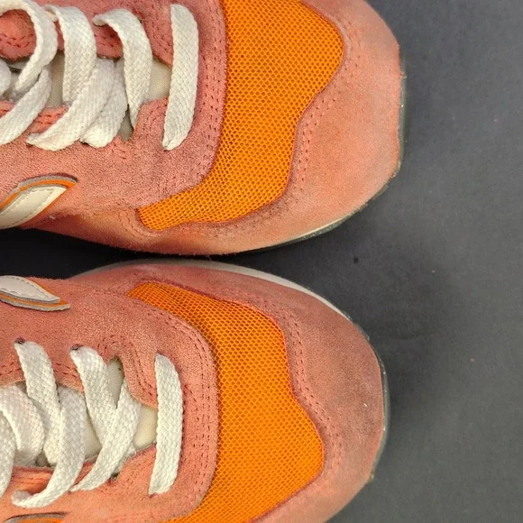 New Balance Mens 574 Sneakers Size 8 Orange Coral Suede Mesh Running Shoes - Picture 9 of 13